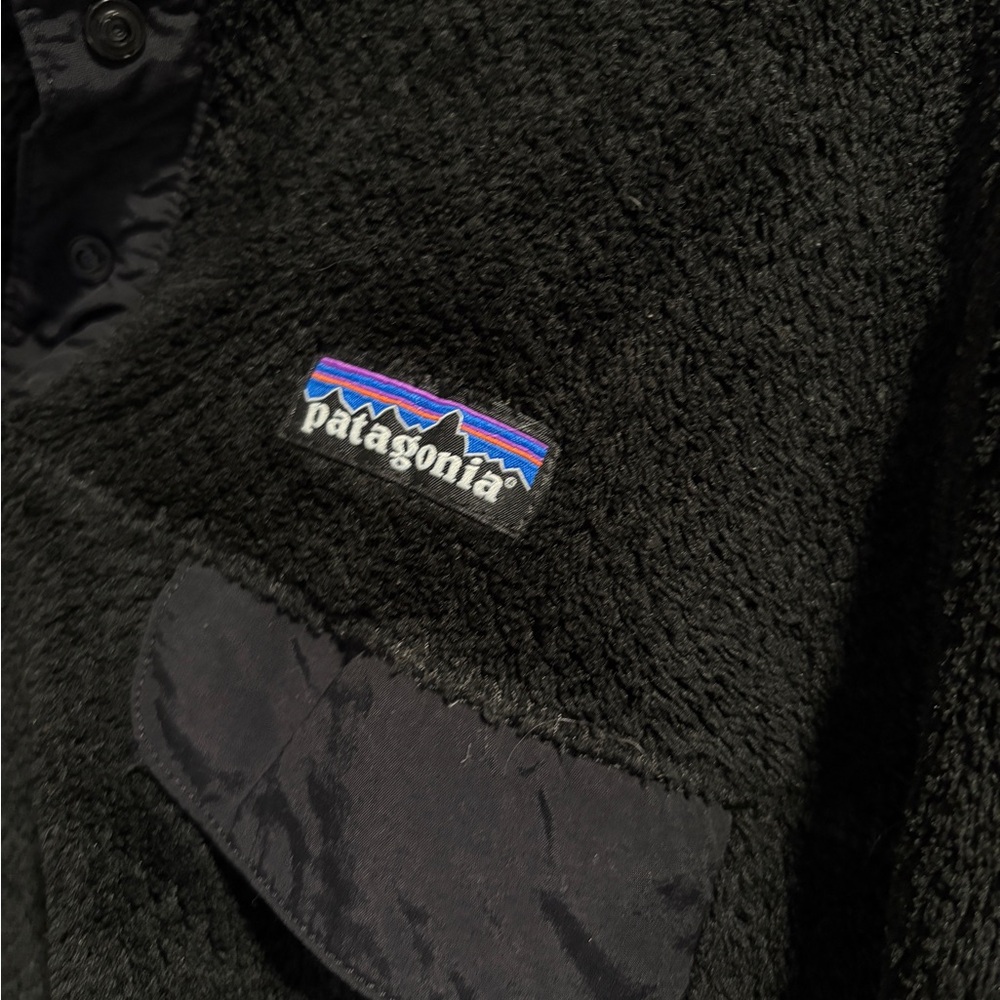 Patagonia Black Fleece Pullover - Picture 2 of 6